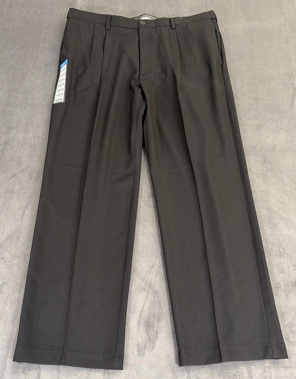 NWT Haggar Mens Cool 18 Pro Classic Fit Pleated Stretch Dress Pants Black 40x32